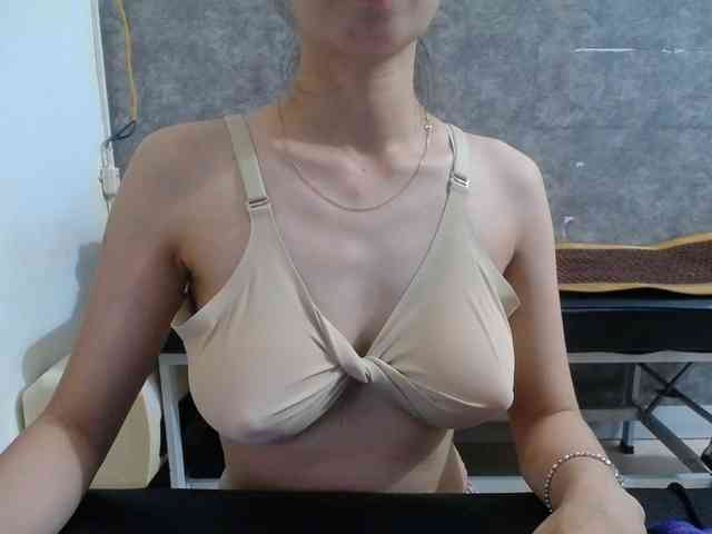 HotQueen93