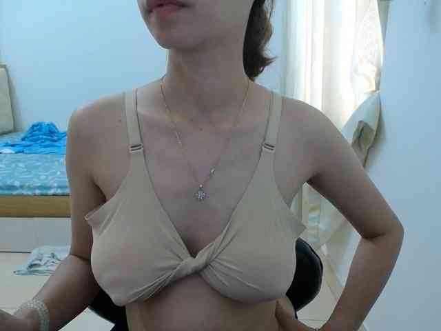 HotQueen93 webcam