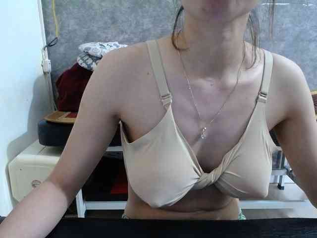 HotQueen93