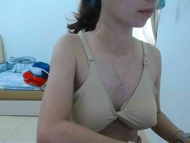 HotQueen93 webcam
