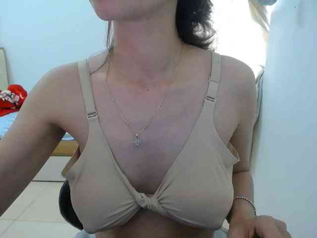 HotQueen93 webcam