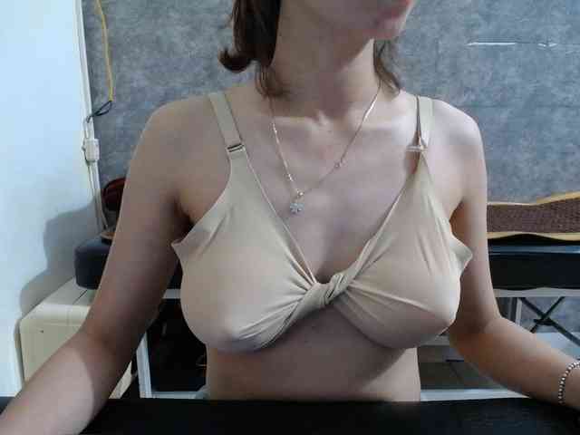 HotQueen93 webcam