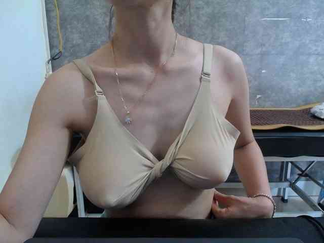HotQueen93