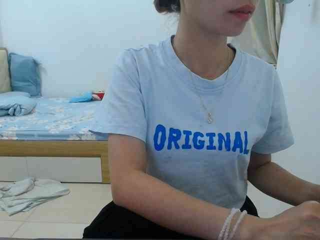 HotQueen93 webcam