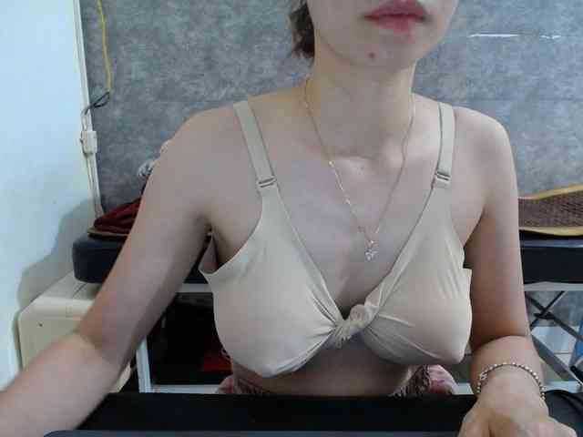 HotQueen93