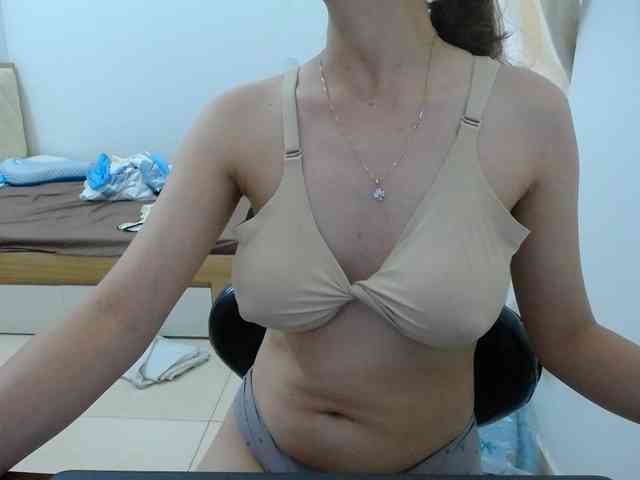 HotQueen93 HotQueen93