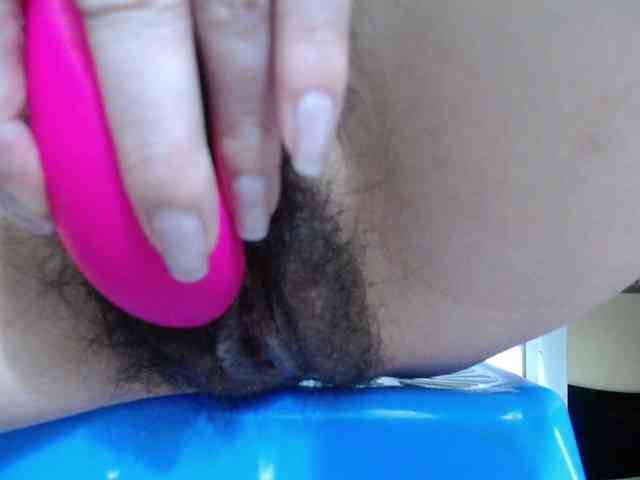 HotQueen93 webcam