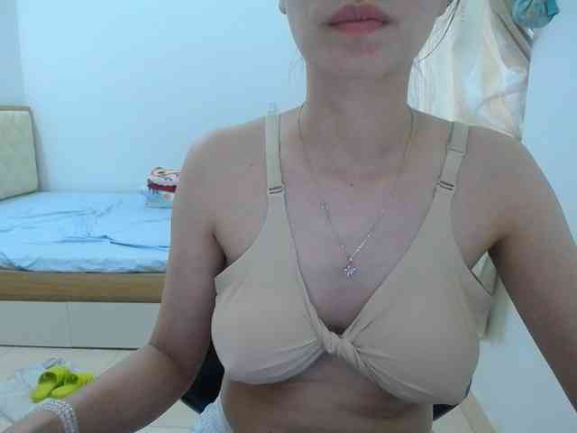 HotQueen93