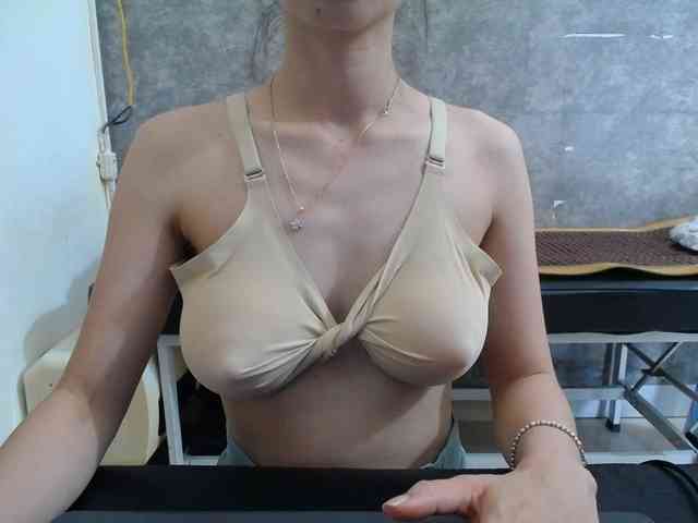 HotQueen93