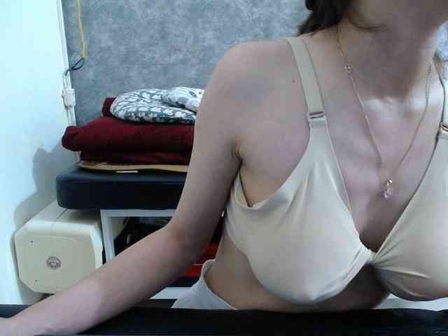 HotQueen93 HotQueen93