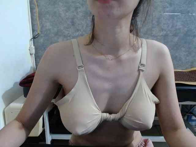 HotQueen93