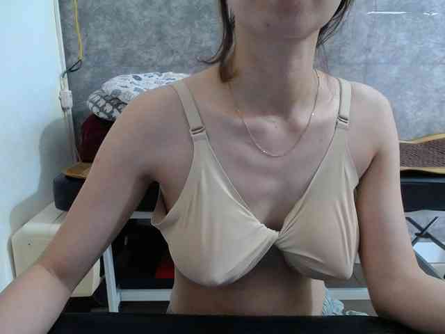 HotQueen93