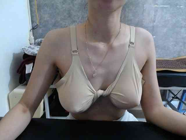 HotQueen93