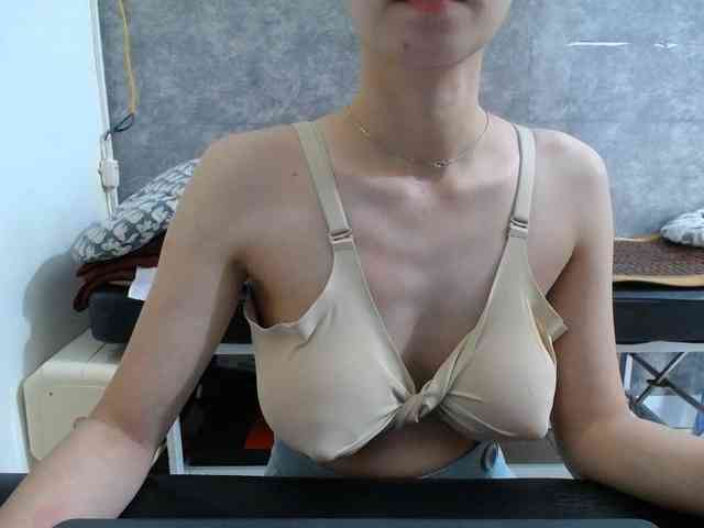 HotQueen93