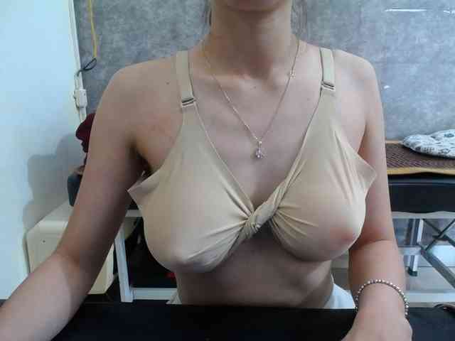HotQueen93 webcam