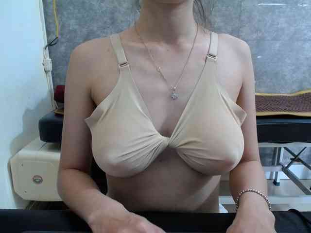 HotQueen93