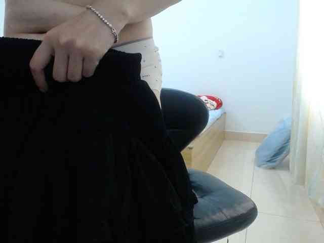 HotQueen93 HotQueen93