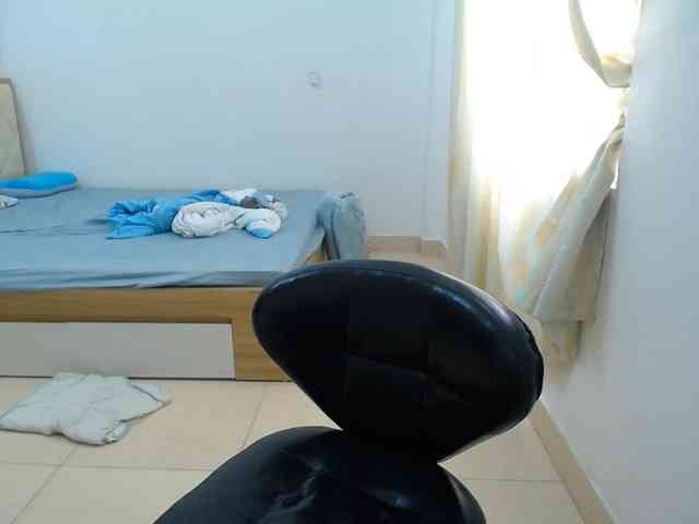HotQueen93 HotQueen93