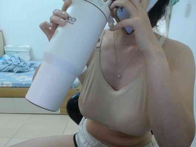HotQueen93