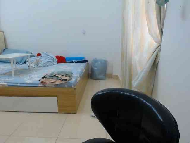 HotQueen93 HotQueen93