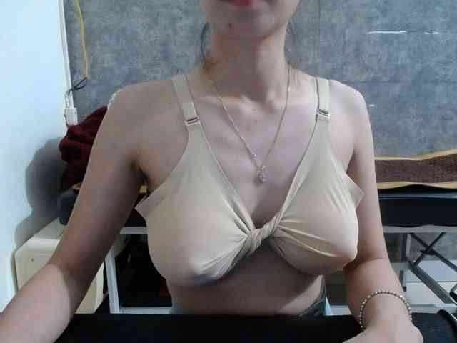 HotQueen93