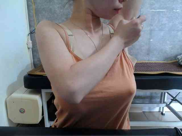 HotQueen93 webcam