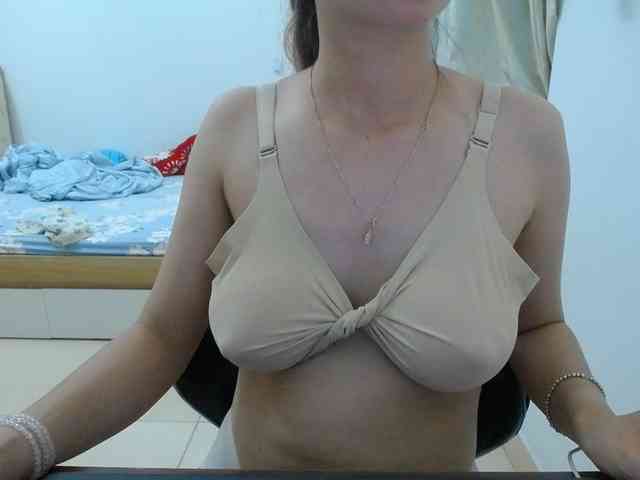 HotQueen93