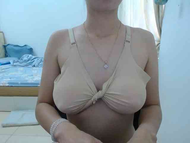 HotQueen93