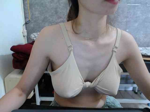 HotQueen93 HotQueen93