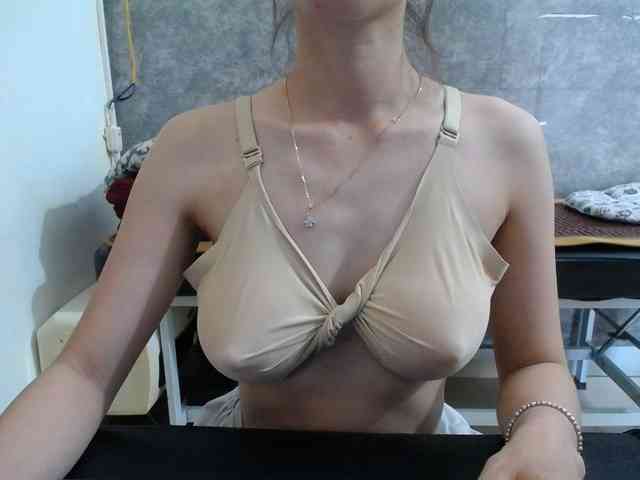 HotQueen93