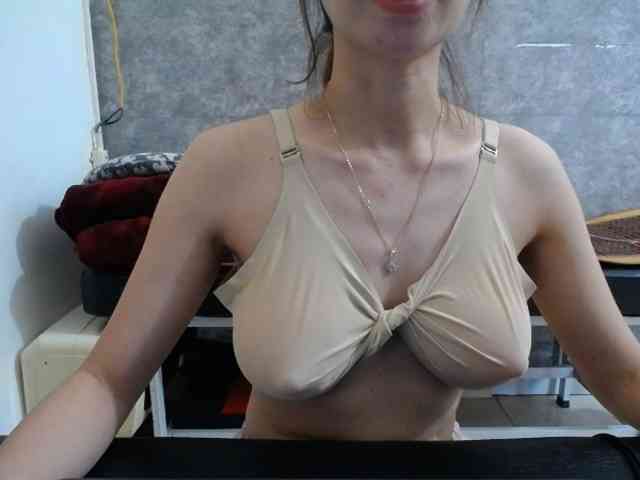 HotQueen93 HotQueen93