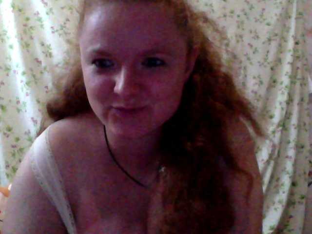Rae-Jeannie live cam on BongaCams