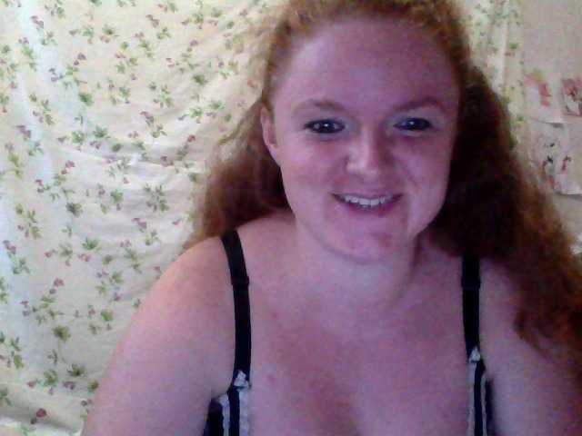 Rae-Jeannie live cam on BongaCams