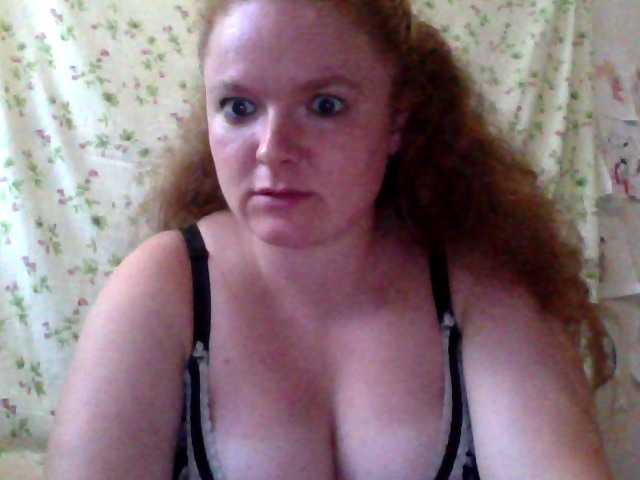 Rae-Jeannie live webcam show
