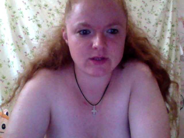Rae-Jeannie live cam on BongaCams