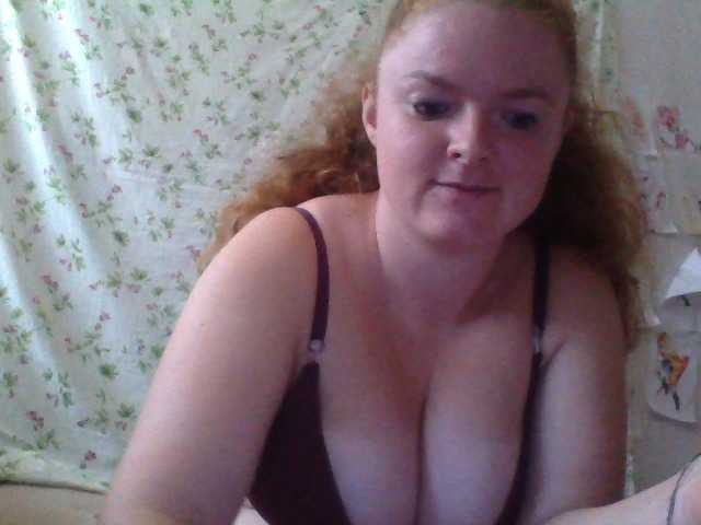 Rae-Jeannie live cam on BongaCams