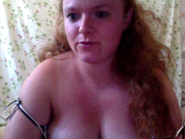Rae-Jeannie live cam on BongaCams