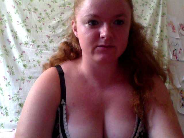 Rae-Jeannie live webcam show