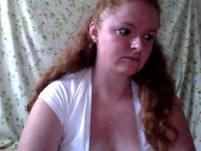 Rae-Jeannie webcam