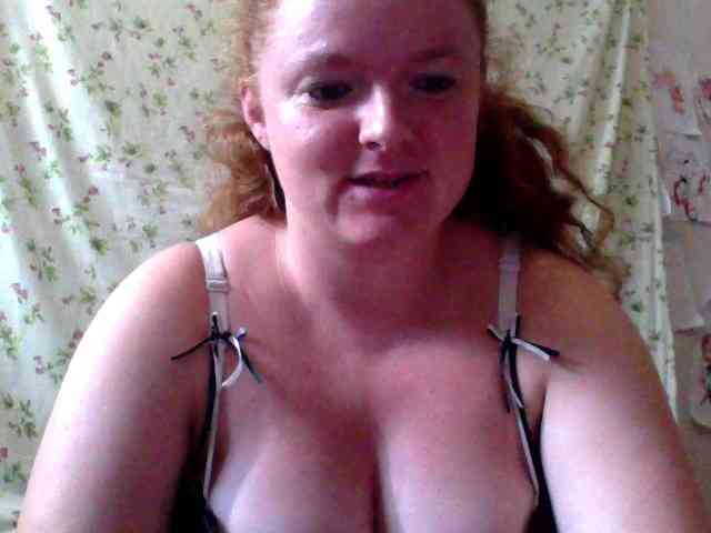 Rae-Jeannie webcam
