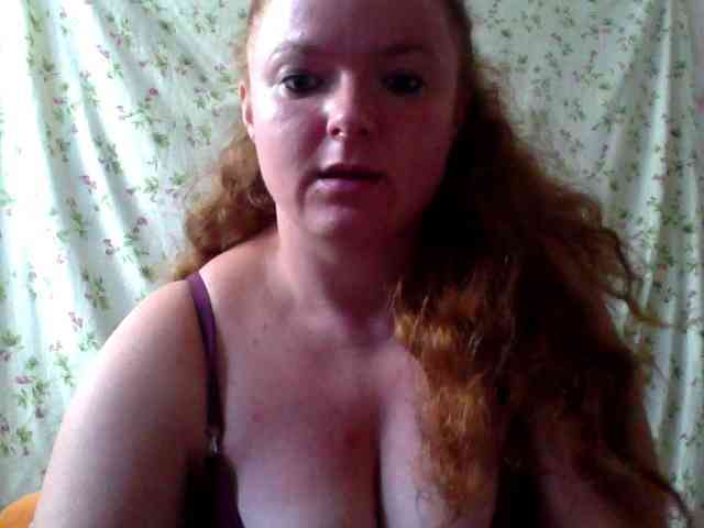 Rae-Jeannie webcam