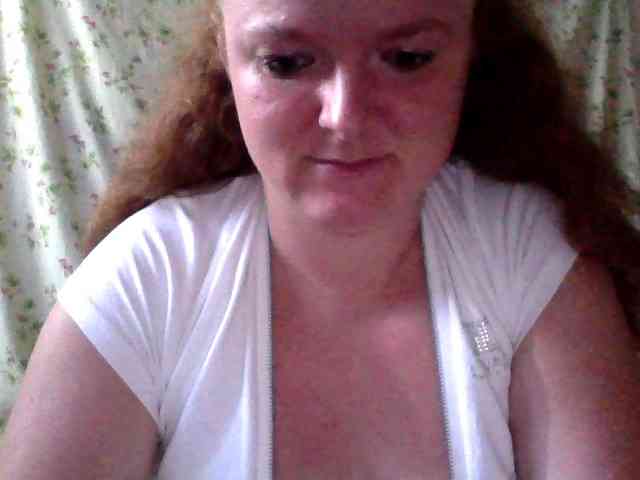 Rae-Jeannie webcam