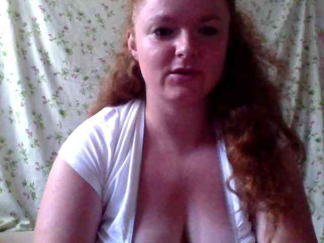 Rae-Jeannie webcam