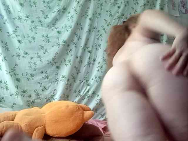 Rae-Jeannie webcam