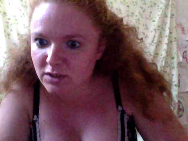 Rae-Jeannie webcam