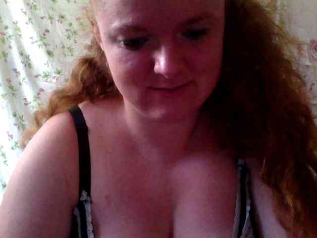 Rae-Jeannie webcam
