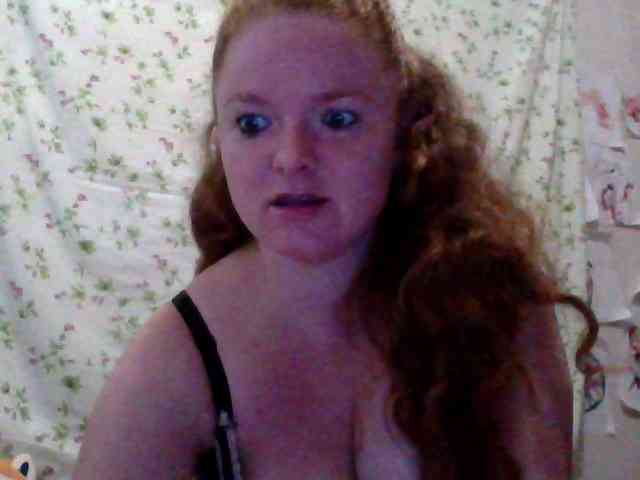 Rae-Jeannie webcam