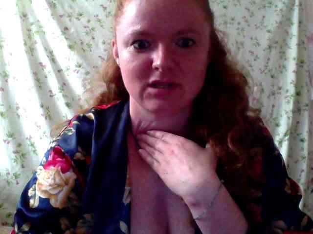 Rae-Jeannie webcam
