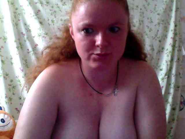 Rae-Jeannie webcam