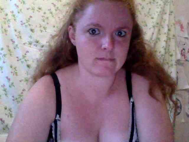 Rae-Jeannie webcam